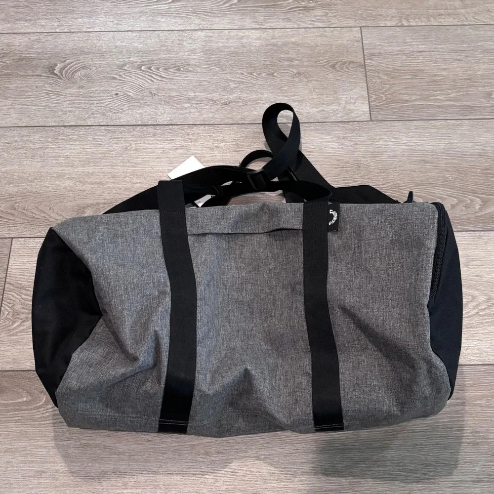 Jones Duffel Bag Grey Golf Gym Travel Weekender Active New